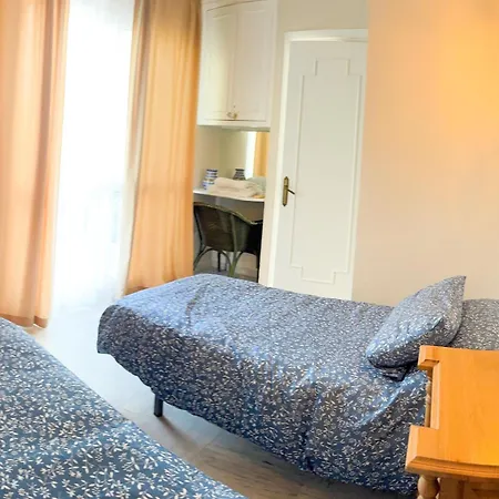 Appartement Pinos: Serene 2bd W/pool, Views & Walk To