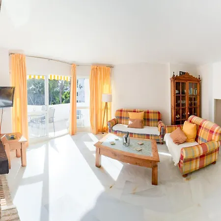 Pinos: Serene 2bd W/pool, Views & Walk To * Mijas