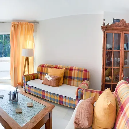 Pinos: Serene 2bd W/pool, Views & Walk To Appartement *